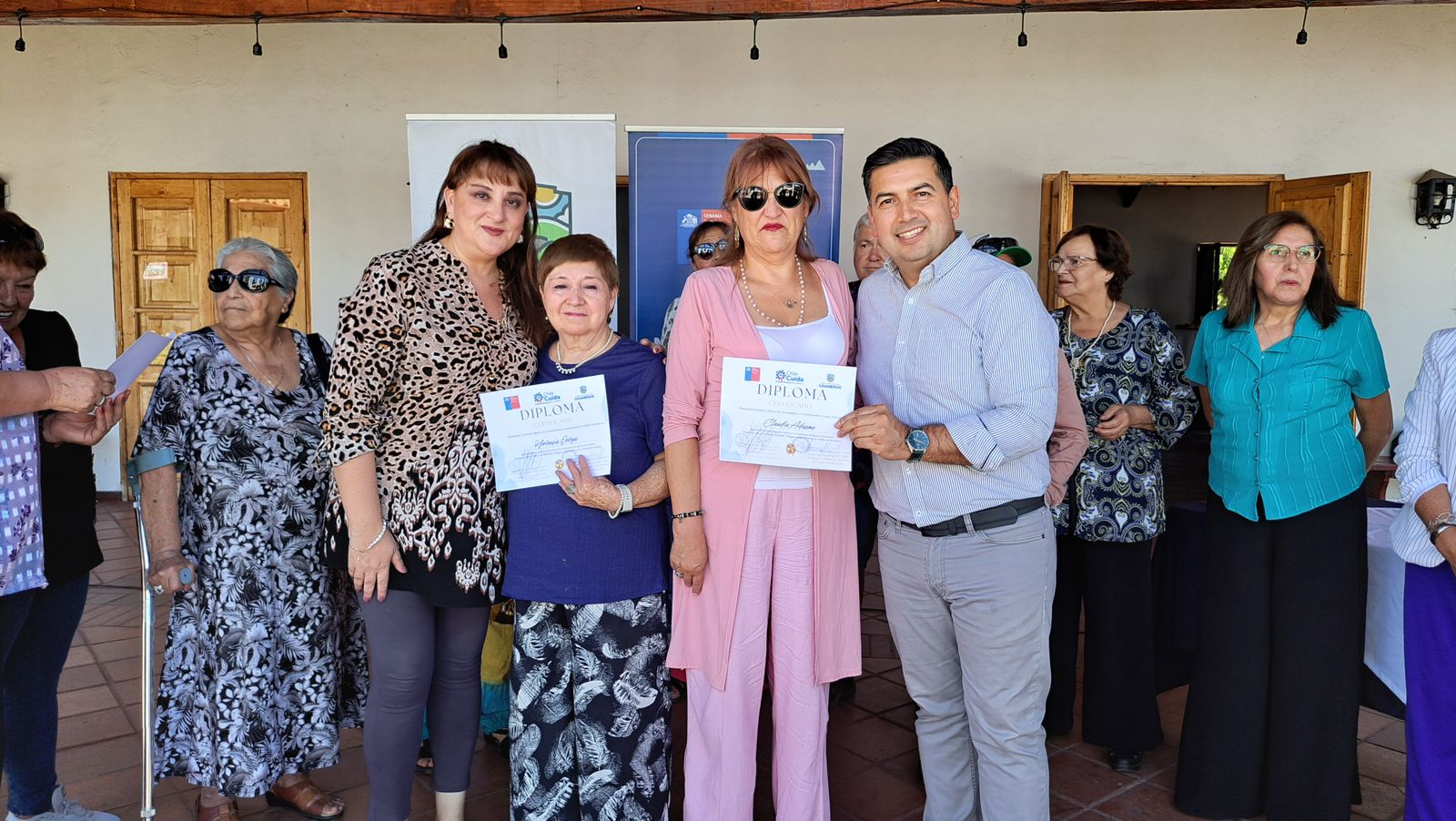 💜🌷 EMOTIVO RECONOCIMIENTO A MUJERES EN EL MARCO DEL MES DE LA MUJER EN #GRANEROS
