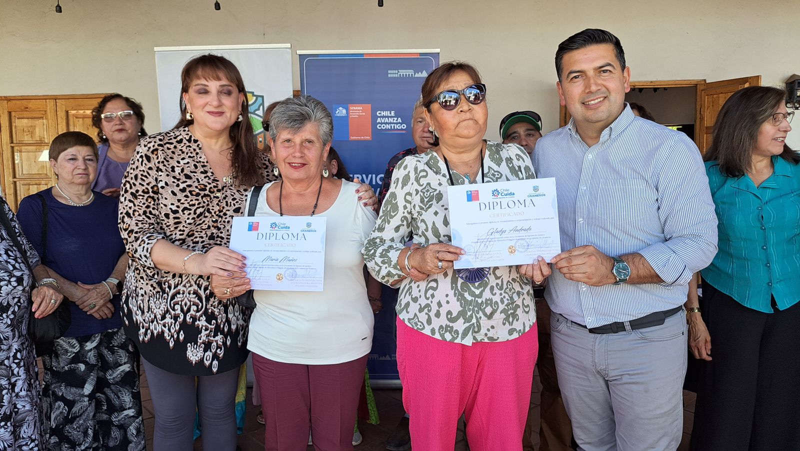 💜🌷 EMOTIVO RECONOCIMIENTO A MUJERES EN EL MARCO DEL MES DE LA MUJER EN #GRANEROS