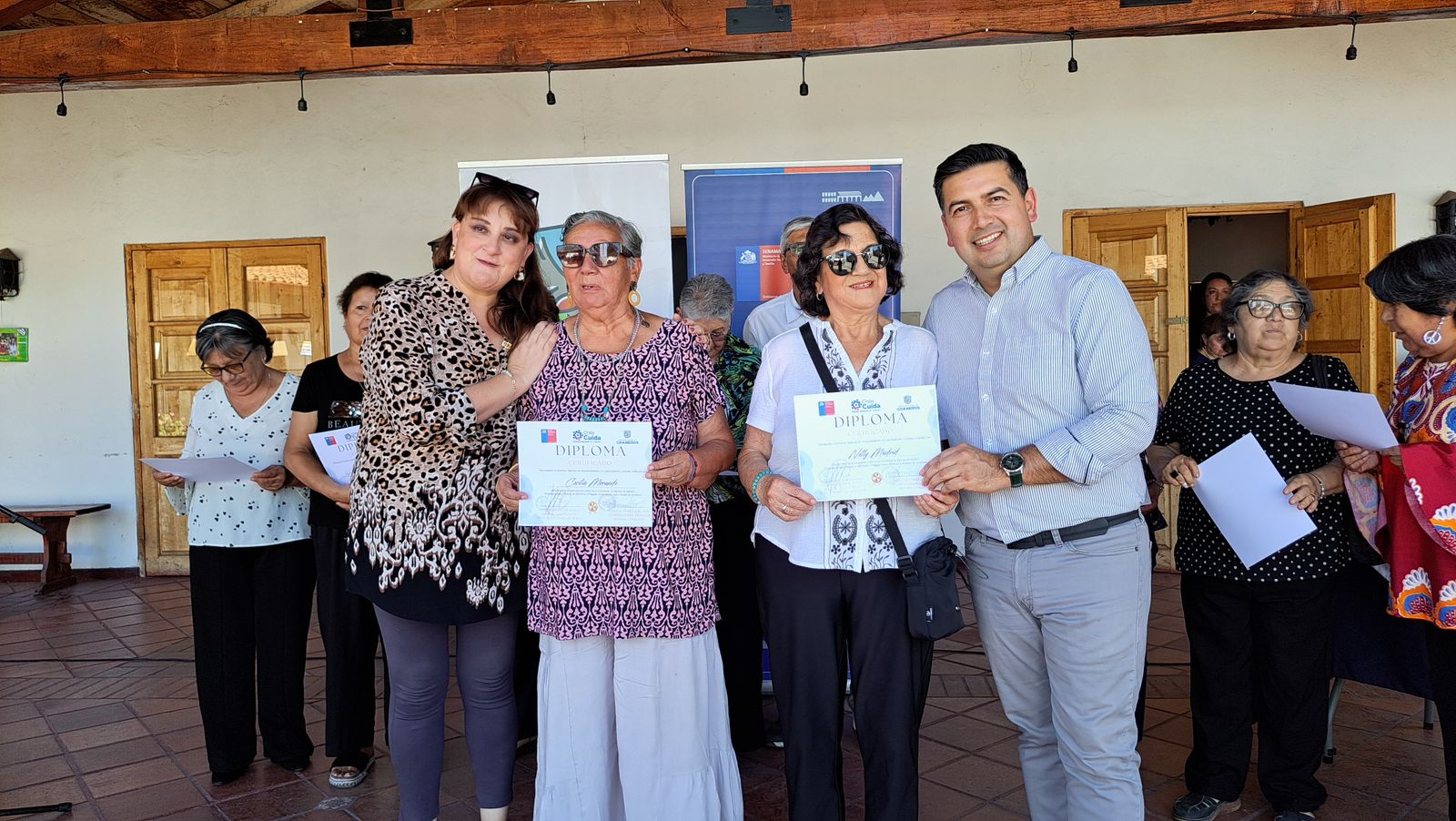 💜🌷 EMOTIVO RECONOCIMIENTO A MUJERES EN EL MARCO DEL MES DE LA MUJER EN #GRANEROS
