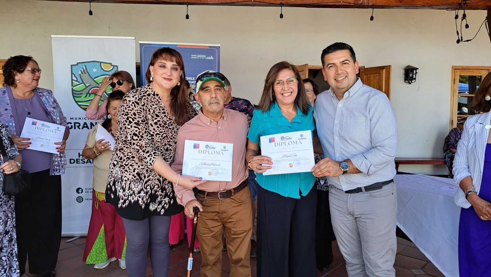 💜🌷 EMOTIVO RECONOCIMIENTO A MUJERES EN EL MARCO DEL MES DE LA MUJER EN #GRANEROS