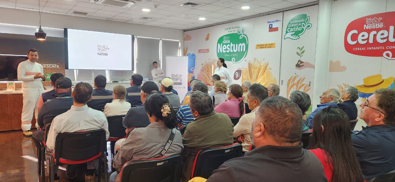 🌱🌾 AGRICULTORES DE #GRANEROS CONOCEN EXPERIENCIA DE AGRICULTURA REGENERATIVA EN FÁBRICA NESTLÉ